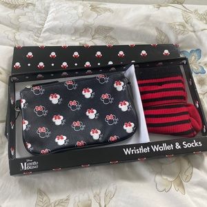 Disney Wallet